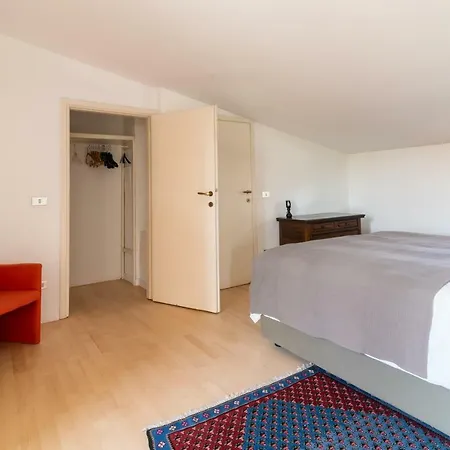 Apartment Shortstays Luxury Attic Milan